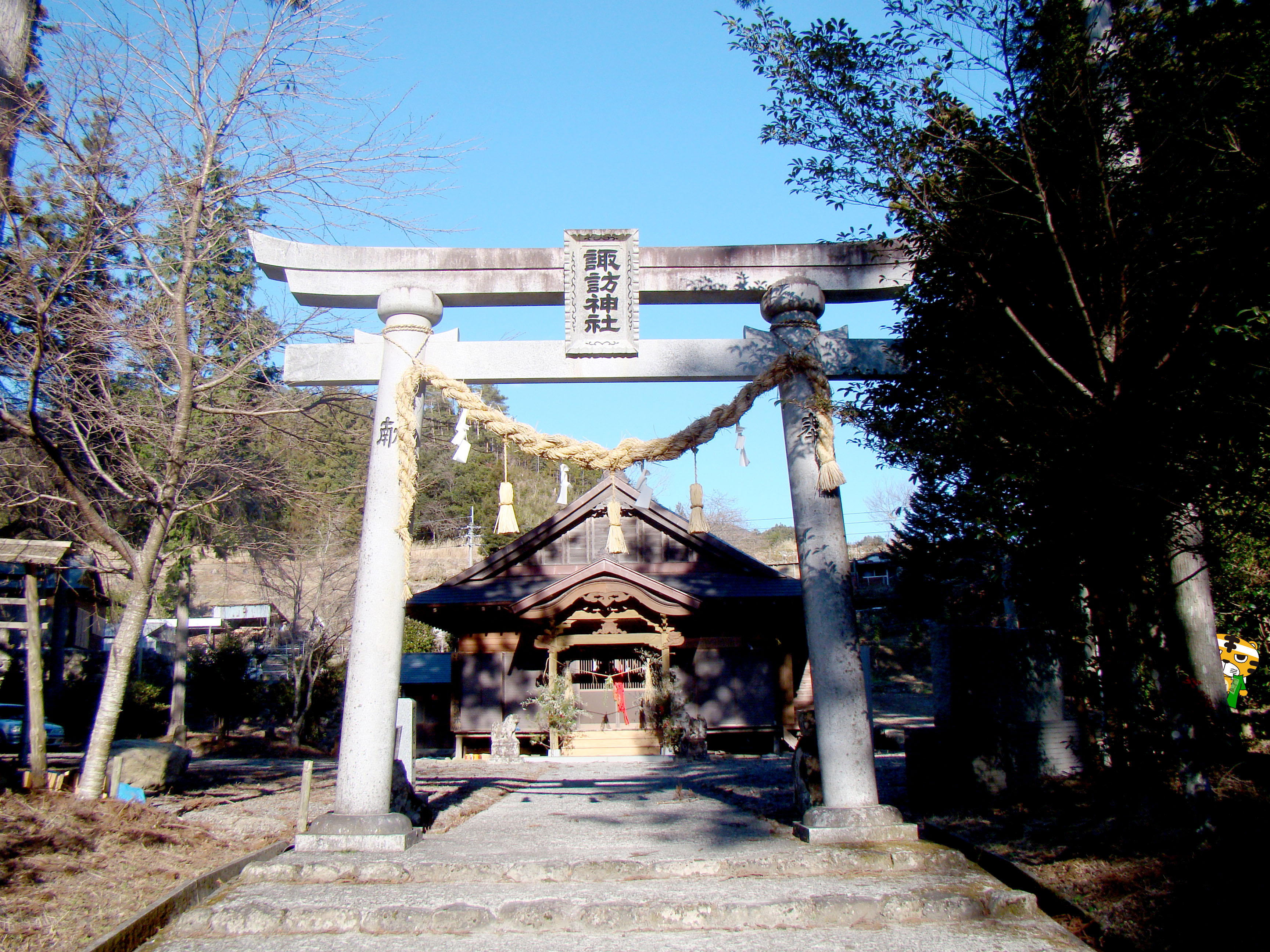 諏訪神社inトラ太郎
