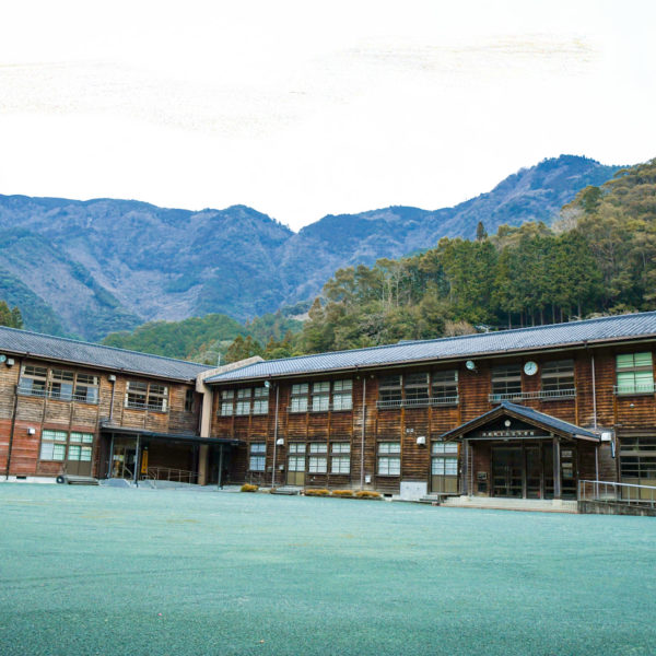 旧白石小学校