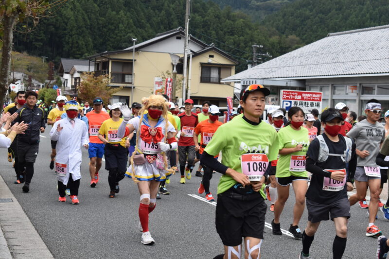 【梼原町】☆10月12日龍馬脱藩マラソン開催に伴う交通規制と駐車場のご案内☆